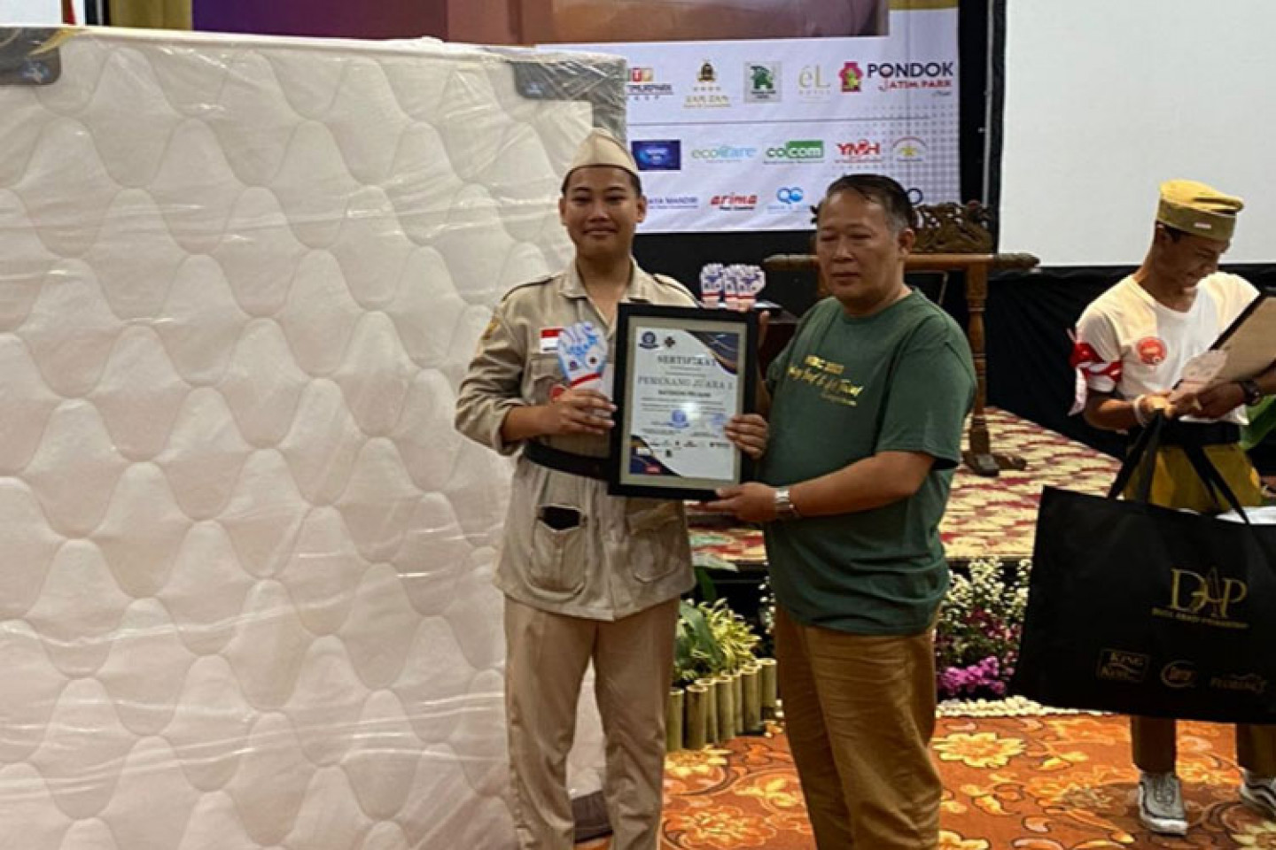 SMKN 1 Turen Raih Prestasi Gemilang sebagai Juara 1 Lomba Making Bed & Art Towel