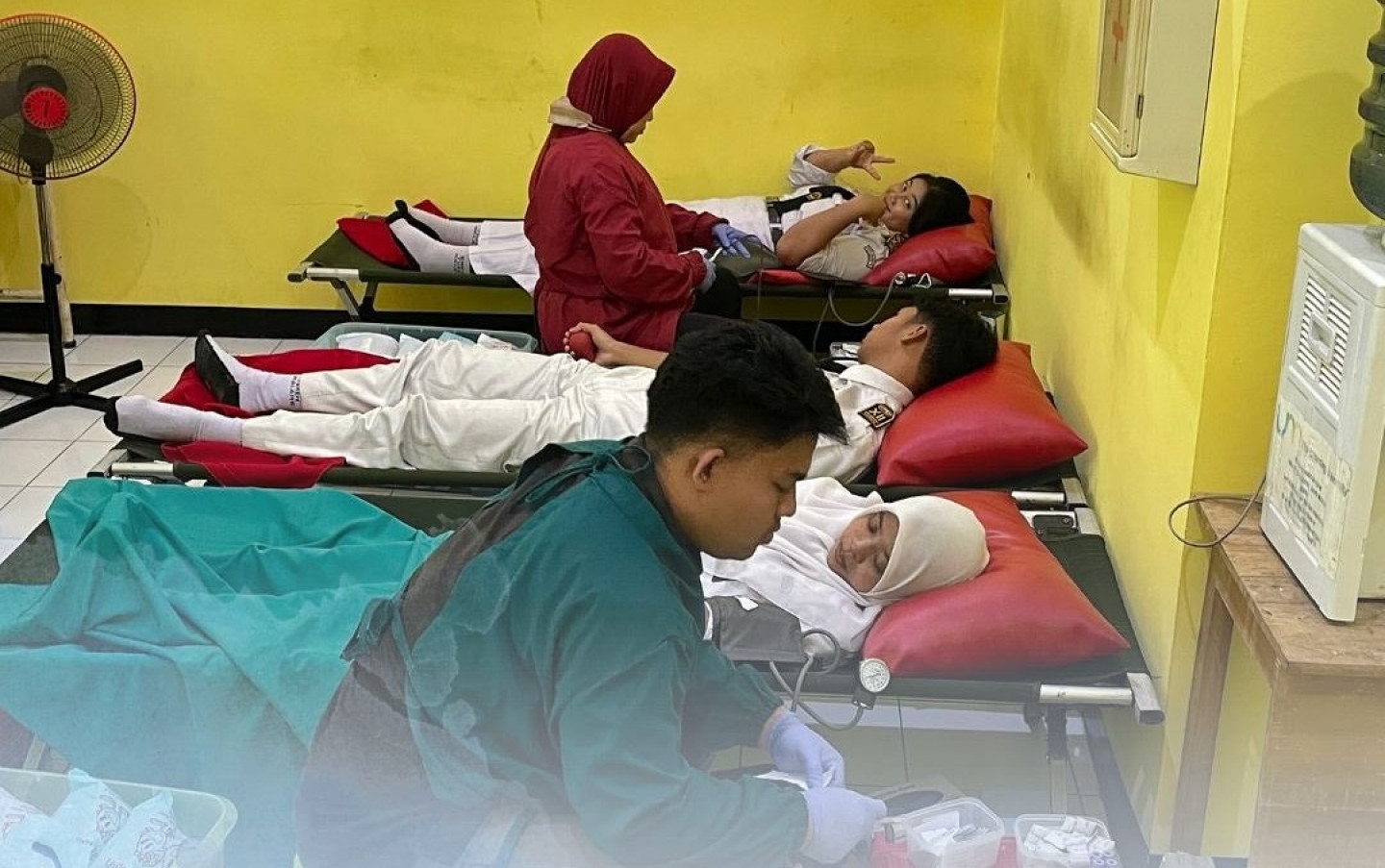 SMKN 1 Turen dan Palang Merah Indonesia Gelar Donor Darah Sukarela