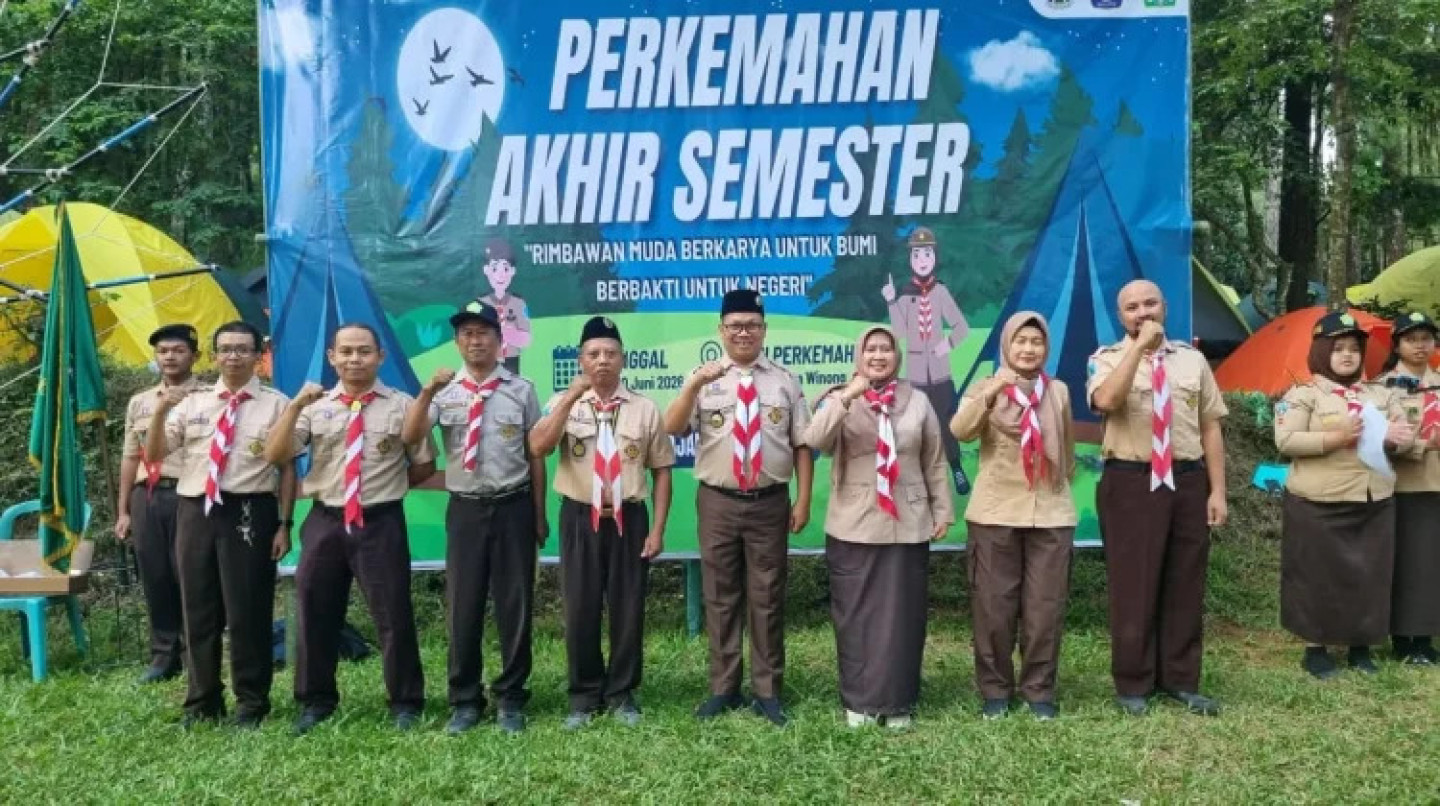 Sinergi SMKN 1 Turen Gelar Kemah Akhir Semester