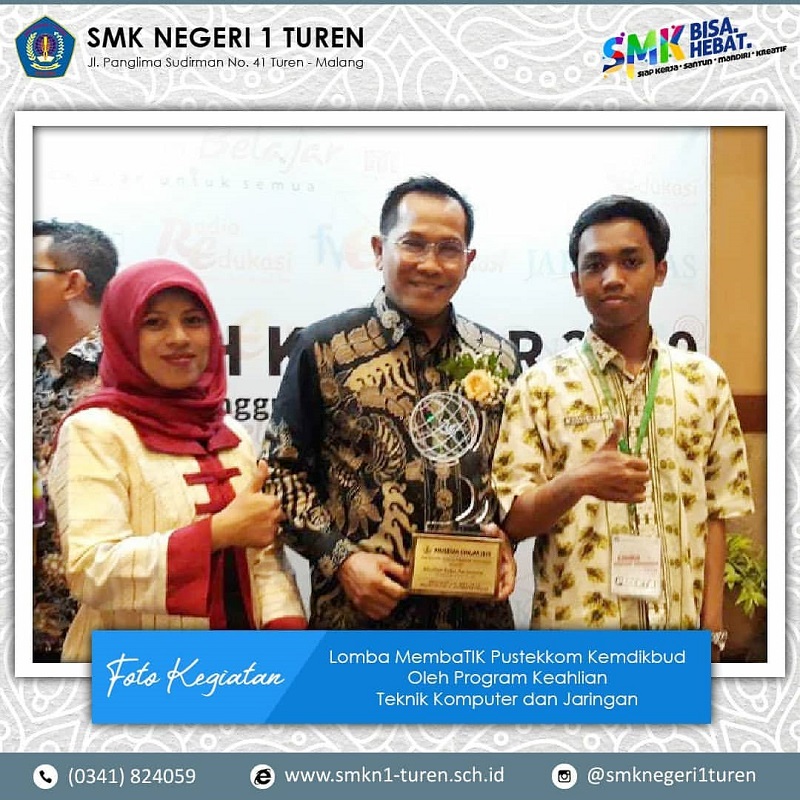 Guru dan siswa jurusan Teknik Komputer Jaringan (TKJ) SMKN 1 Turen menunjukkan karya inovatifnya dalam lomba coding EDUSIBER 2019 di Jakarta.
