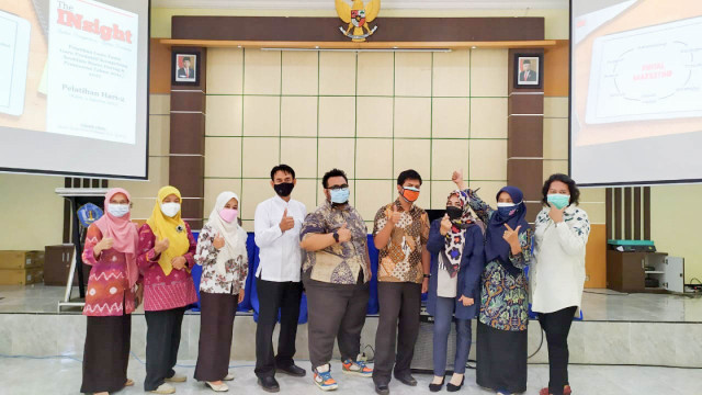 Pelatihan Digital Marketing Guru Produktif Kompetensi Keahlian Bisnis Daring dan Pemasaran SMK Negeri 1 Turen