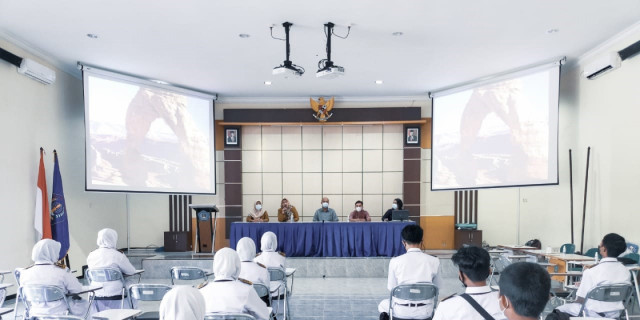 Seleksi Kelas Industri Seluler Bekerjasama Maspion IT dan Aptech