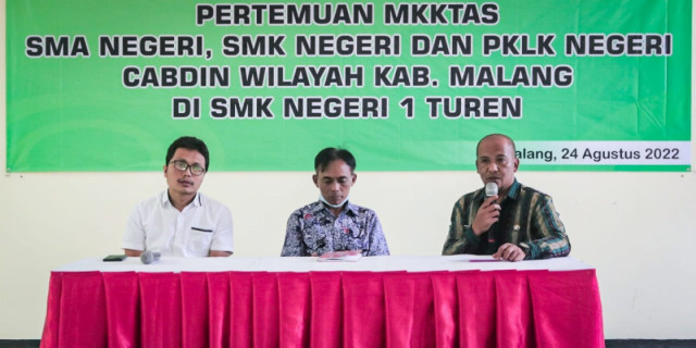 Rabu, 24 Agustus 2022, SMK Negeri 1 Turen menjadi tuan rumah dalam acara pertemuan rutin Musyawarah Kerja Kepala Tenaga Administrasi Sekolah (MKKTAS) SMA Negeri,