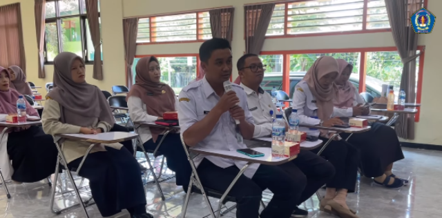 Kunjungan Studi Tiru SMKN 1 Gedangan ke SMKN 1 Turen: Sharing Manajemen Mutu, Bank Mini, dan Kopsis