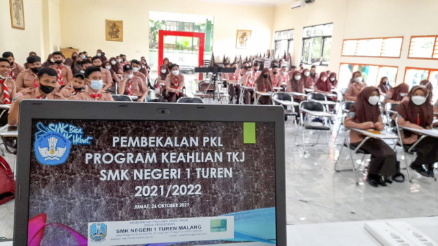Pembekalan Pemberangkatan Praktik Kerja Lapangan Pada Program Keahlian Teknik Komputer dan Jaringan