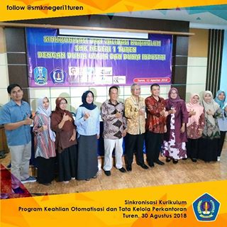 Sinkronisasi Kurikulum dengan DUDI