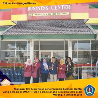 Kunjungan Manager Regional People and Career Development ke SMKN 1 Turen