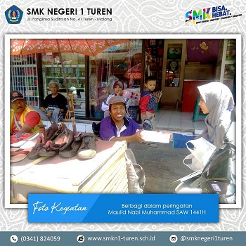 SMKN 1 Turen Berbagi