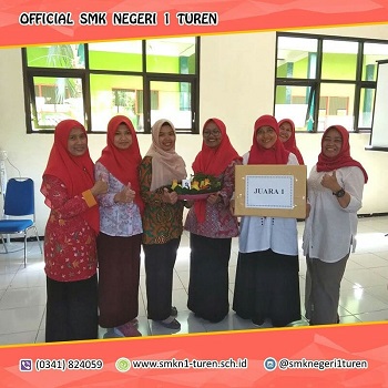 Dharma wanita SMKN 1 TUREN Penuh Semangat Memeriahkan HUT Kemerdekaan RI Ke -74
