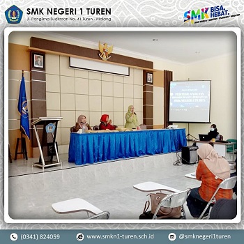 Pertemuan Rutin Dharma Wanita Persatuan SMK Negeri 1 Turen
