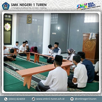 Kegiatan Memperingati Nuzulul Qur'an Dan Hari Pendidikan Nasional